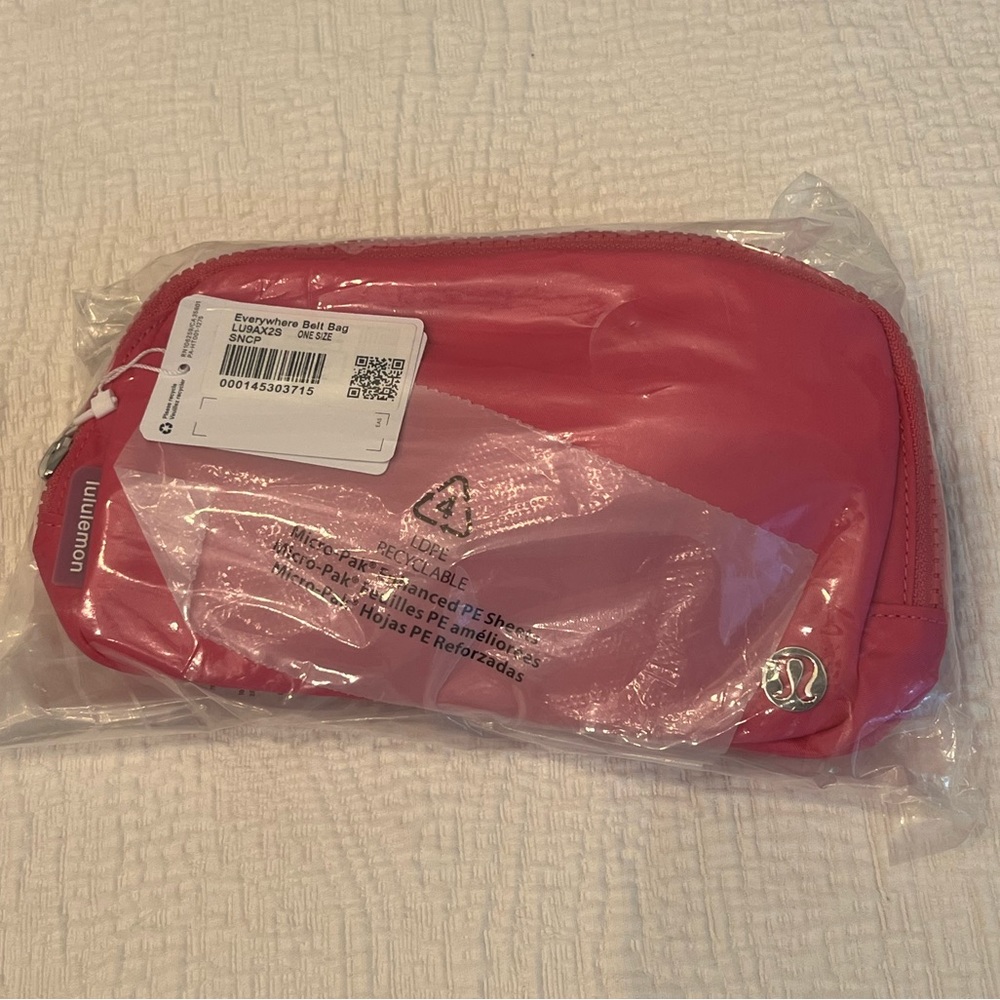 Lululemon Pink Sonic Everywhere Belt Bag
